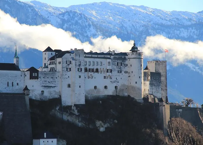 Klessheim Lägenhet *